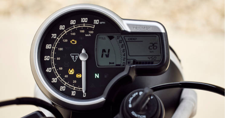 स्पीड-400-और-स्क्रैम्बलर-400X-मोटरसाइकिलें-speed-speedometer-dial-design