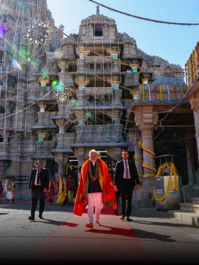 PM Modi के गुजरात दौरे की 10 तस्वीरें